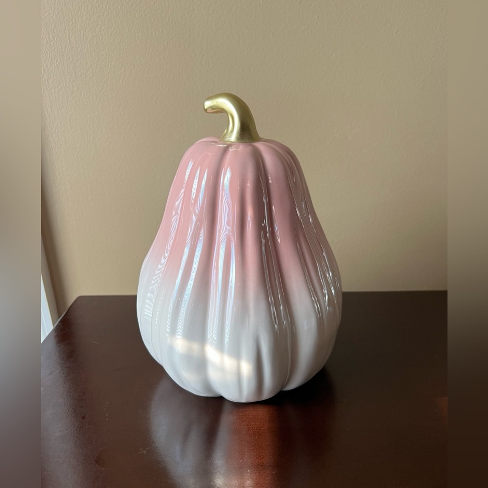 Cupcakes and Cashmere pumpkin